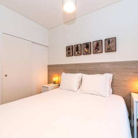 Stylish Apartment By Av. Da Liberdade Lisbon Bagian luar foto